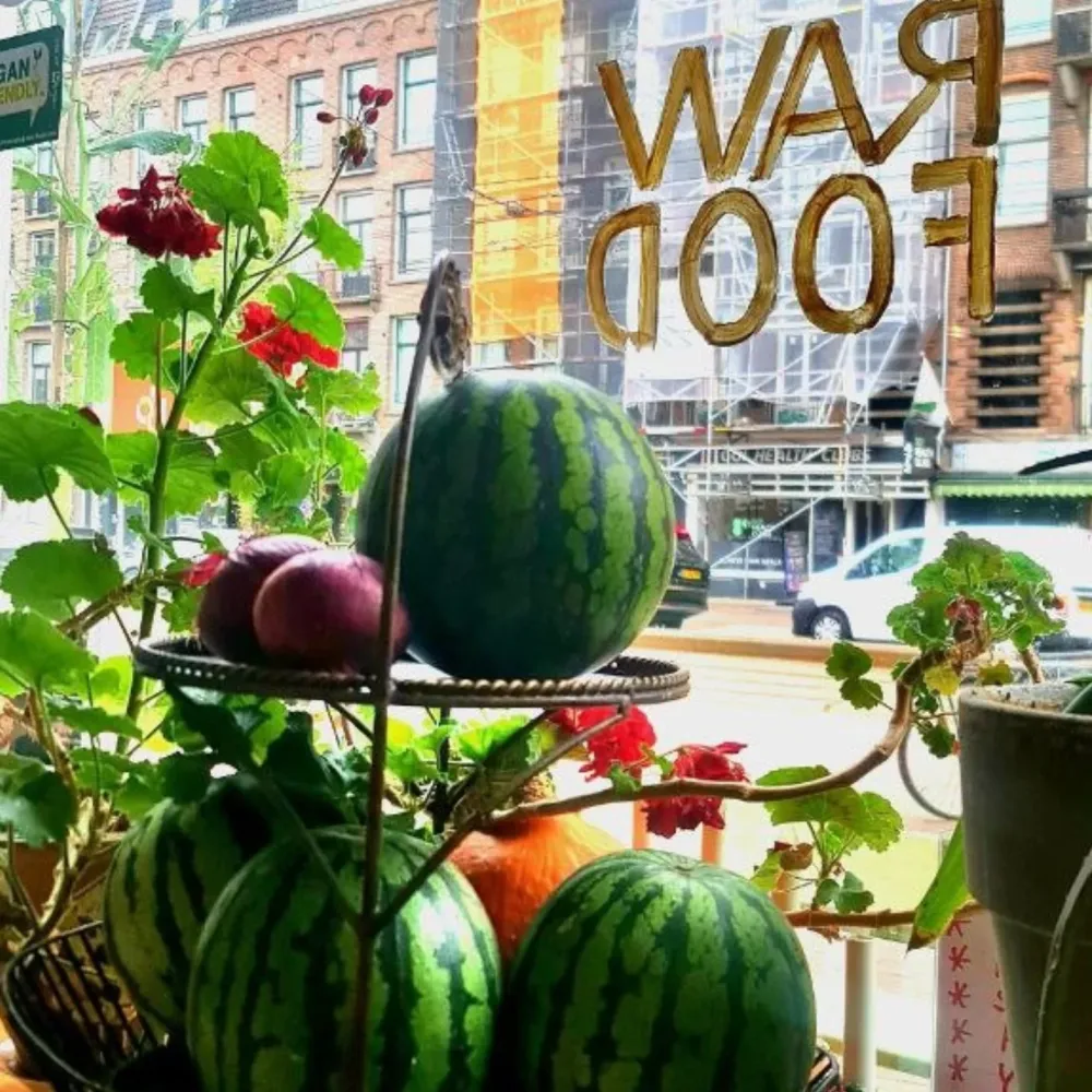 The shop window through the seasons